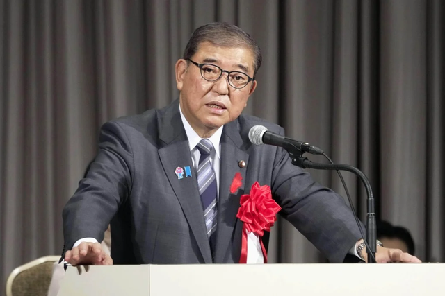 洪秀柱喊话台湾乡亲，别让台独和外部势力把咱带沟里去了