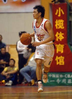 广东宏远vs吉林视频，东北虎遇上华南虎，这场CBA对决到底谁更硬？